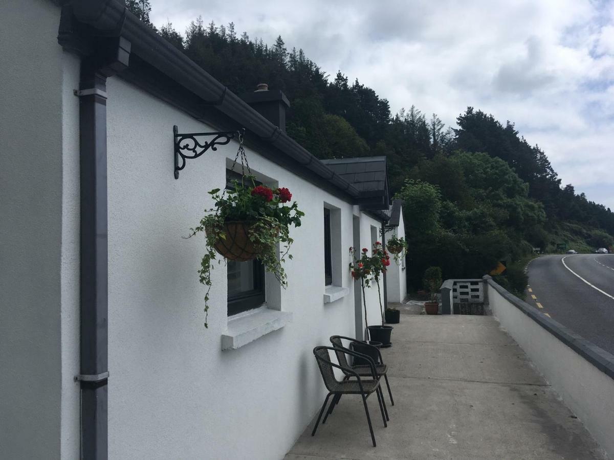 Cottage At Youghal Bridge Dloughtane Bagian luar foto