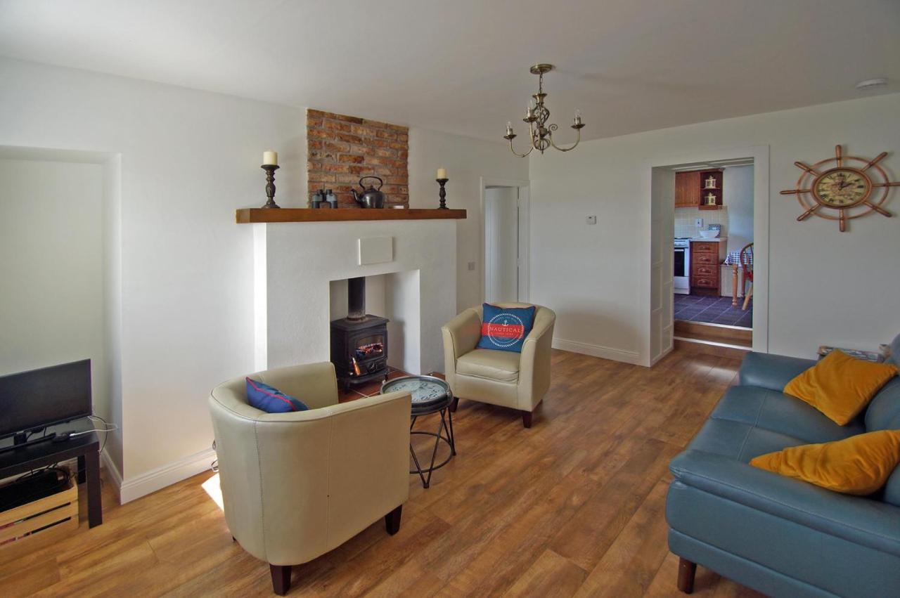 Cottage At Youghal Bridge Dloughtane Bagian luar foto